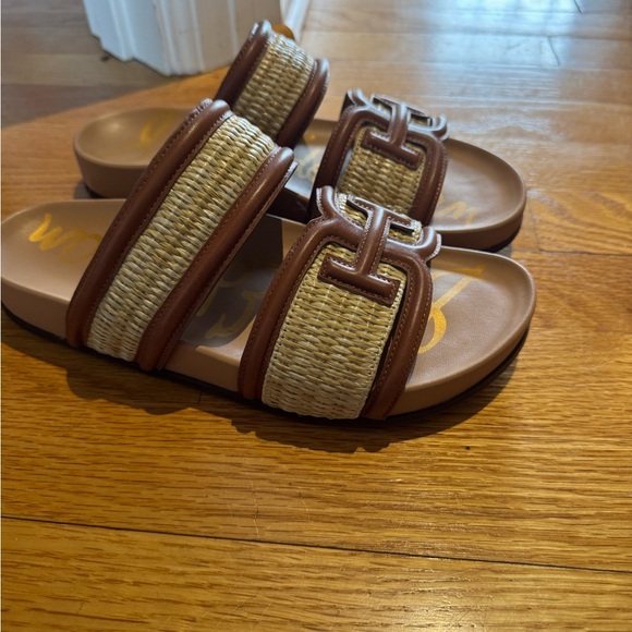 Sam Edelman slides - Picture 2 of 3